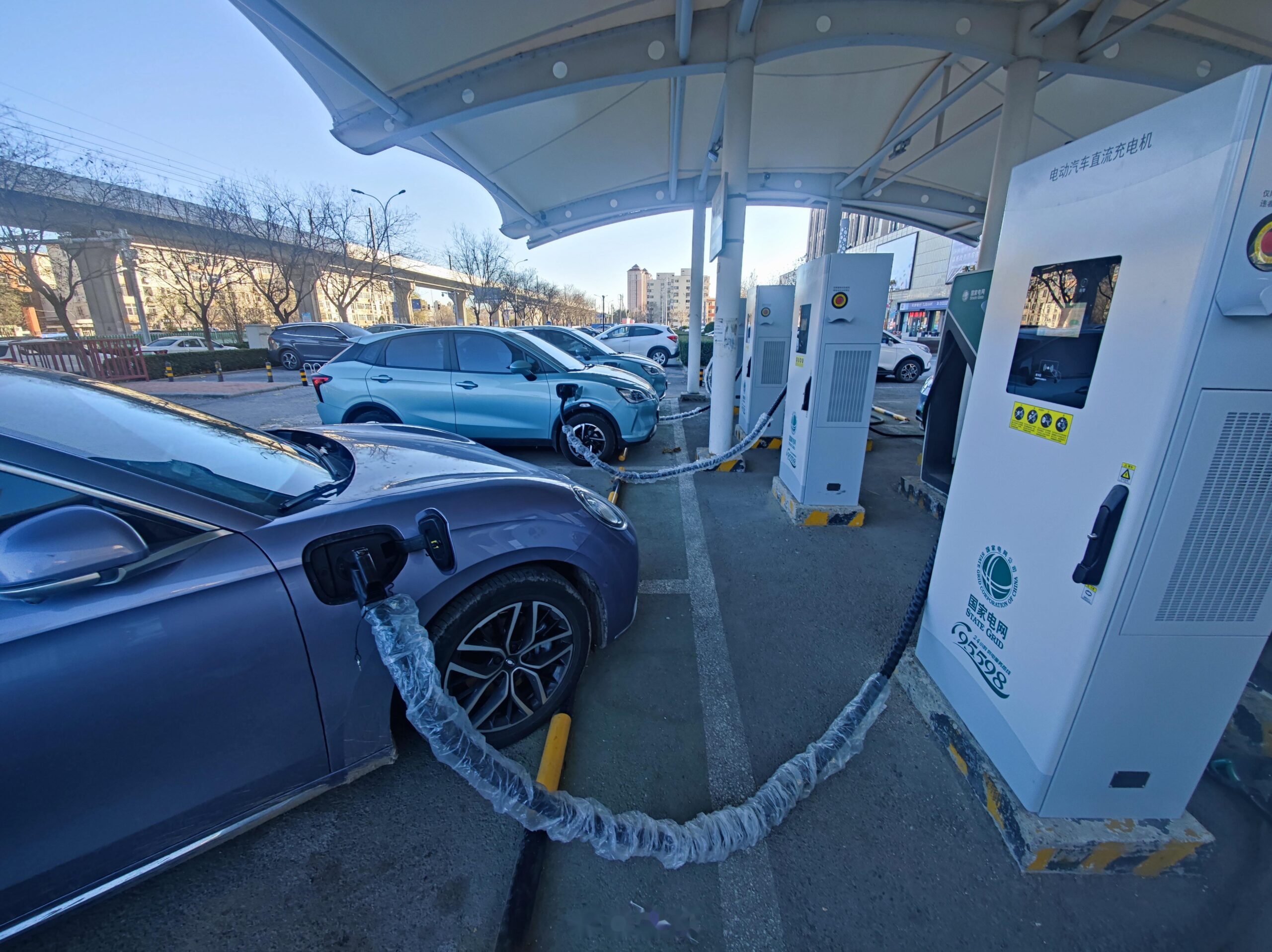 能源汽車充電樁工業(yè)觸摸屏 能源汽車充電樁工業(yè)觸摸屏